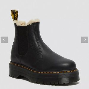 DOC MARTEN FAUX FUR LINED PLATFORM CHELSEA BOOTS